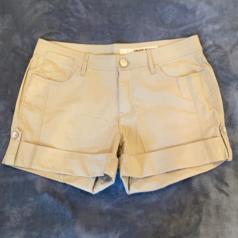 DKNY Khaki Cargo Shorts Cuffed Hem 8